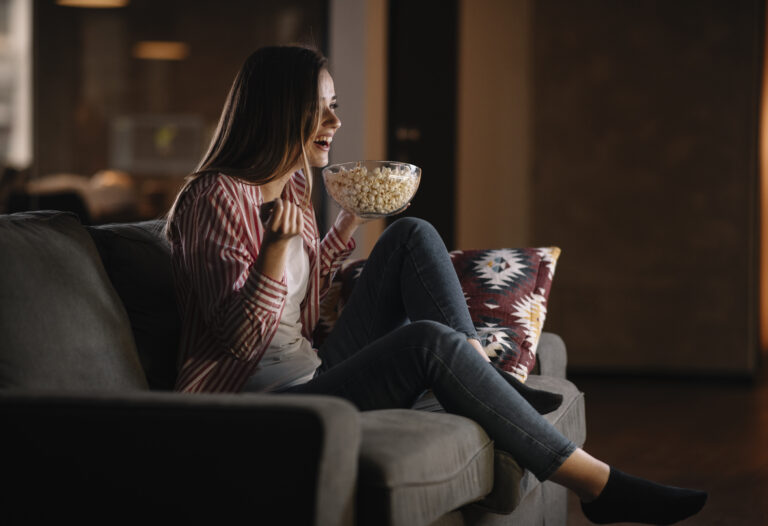 tainies-gia-ena-xalarotiko-sk