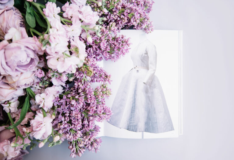 as-thimithoume-pos-eimaste-ginaikes