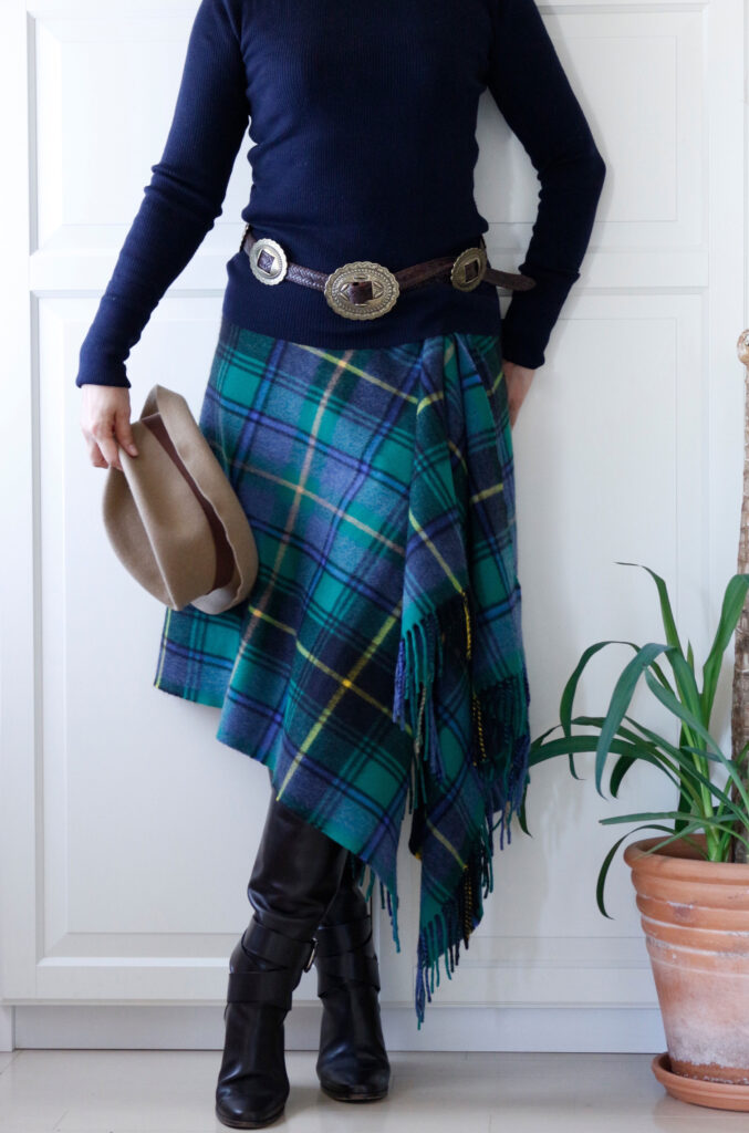 epistrofi-mini-foustas-kiriarxia-maxi-Parisi-4