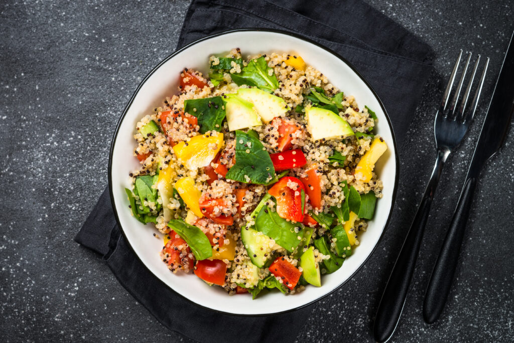 WomensLifegr-12-days-to-Christmas-Day 5_kinoa_salad