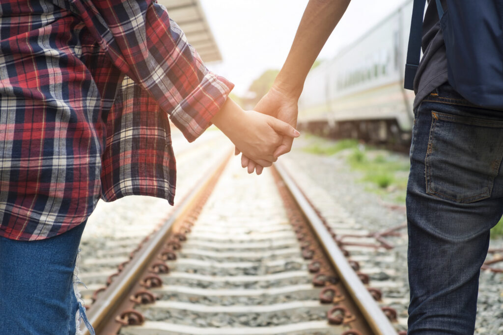 erotas-alla-sou-peftei-ligo-makria-a