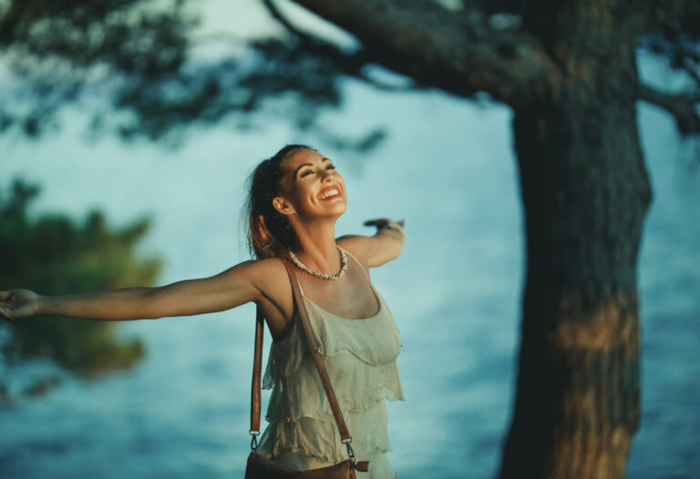 mathe-pos-na-eisai-eutixismeni-moni-sou