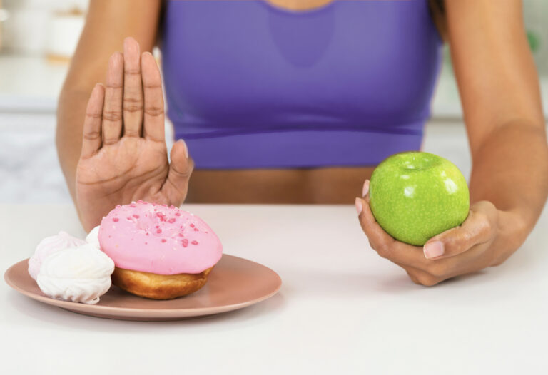 diatrofi-pou-katapolema-stres