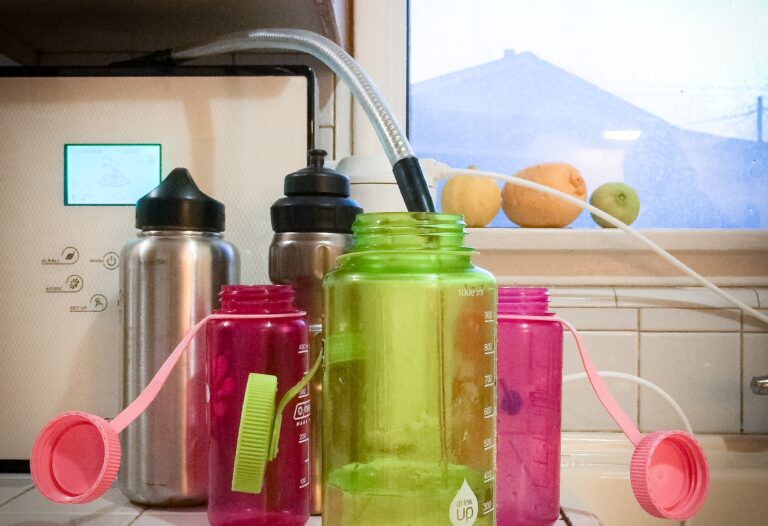 mipos-to-mpoukali-sou-einai-gemato-baktiria