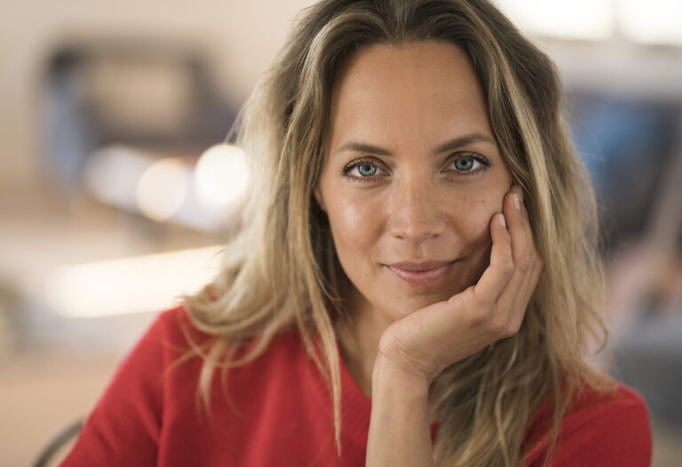 ananeosi-tora-mallia-rouxa-allagi-diathesis