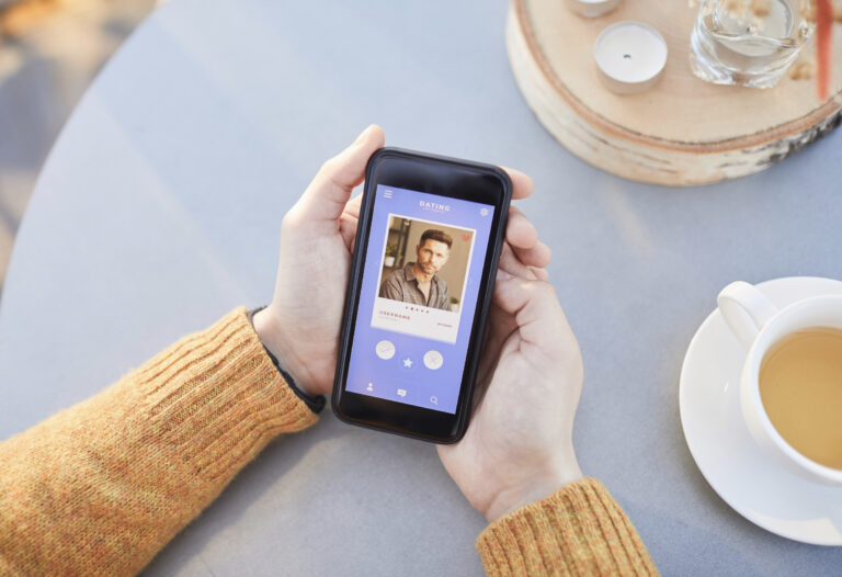 11-red-flags-dating-apps