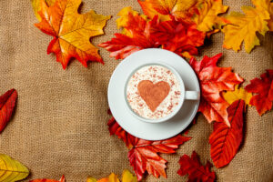 giati-latreuoume-to-fthinoporo-b