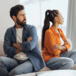 4-diakritika-simadia-iparxei-entasi-sxesi